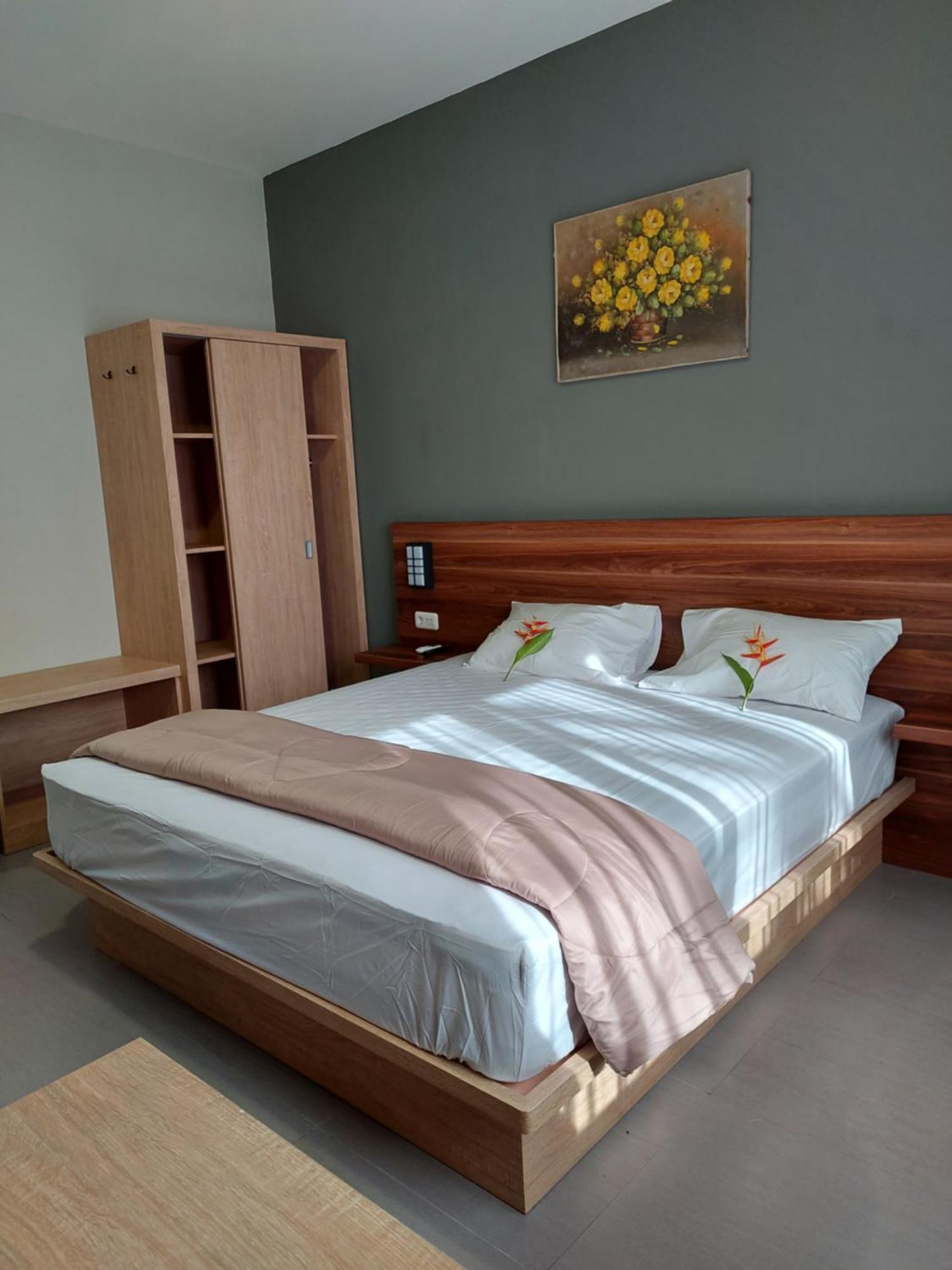 Yellow Guest House Uluwatu Esterno foto